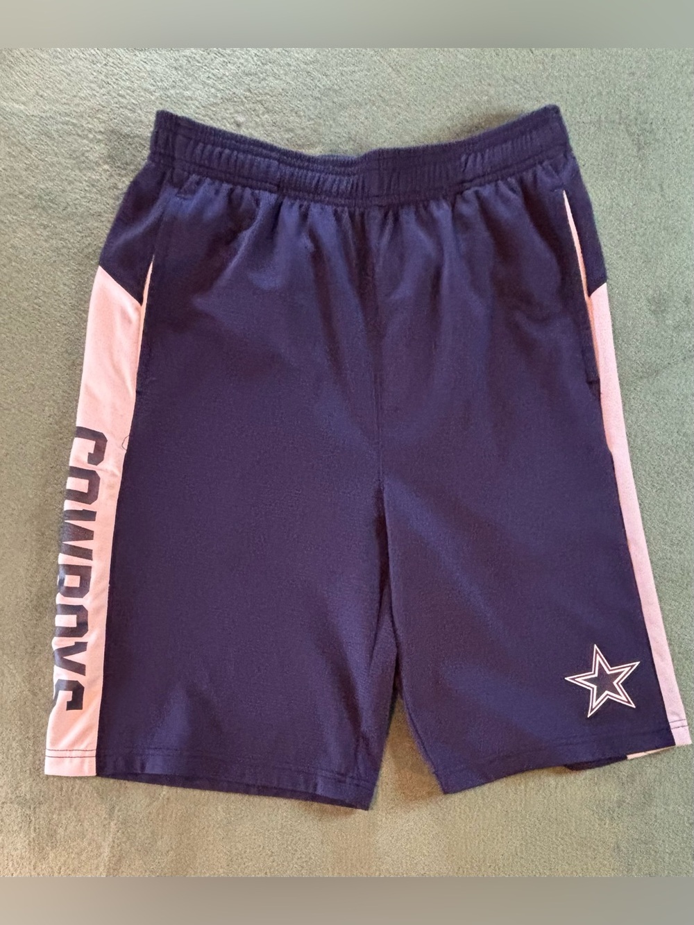 NFL Team Apparel Youth Large Navy Blue, Dallas Cowboys. Side: L Youth.